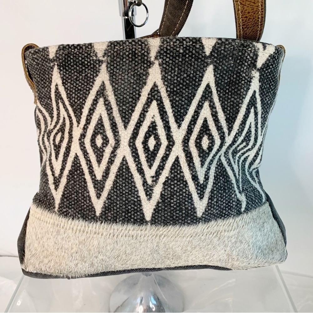 Myra Azure Printed Shoulder Multi Bag